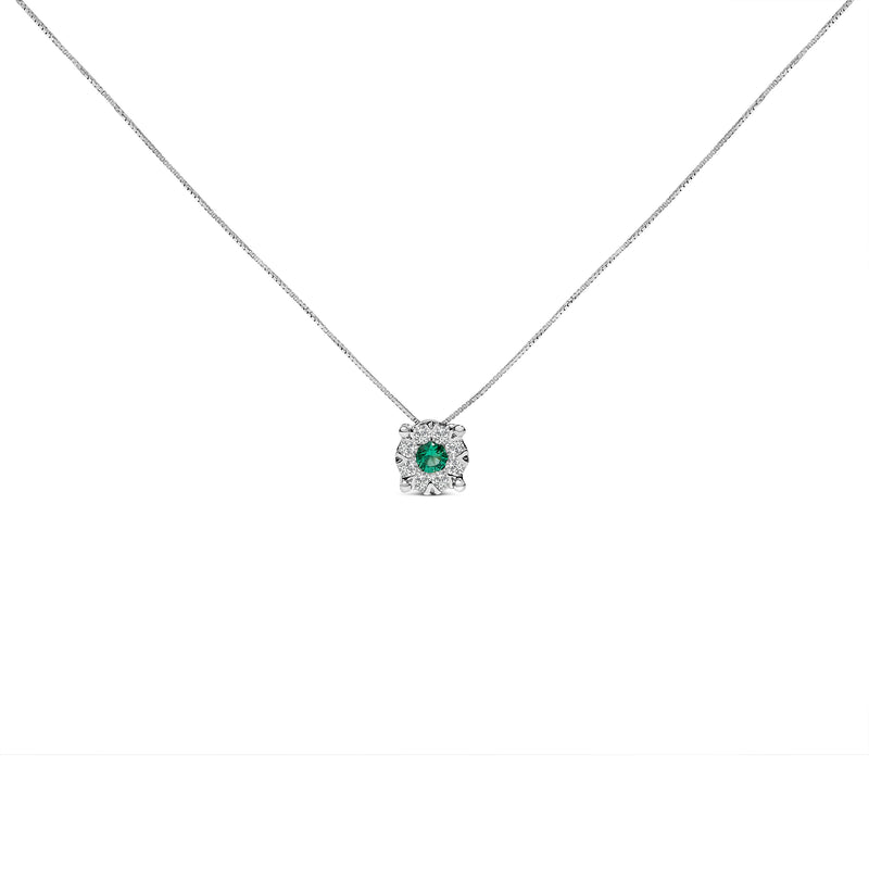 Bids.com 14K White Gold 3.8 MM Green Emerald and 1/3 Cttw Diamond Composite Halo 18" Pendant Necklace (F-G Color, VS2-SI1 Clarity) Necklaces