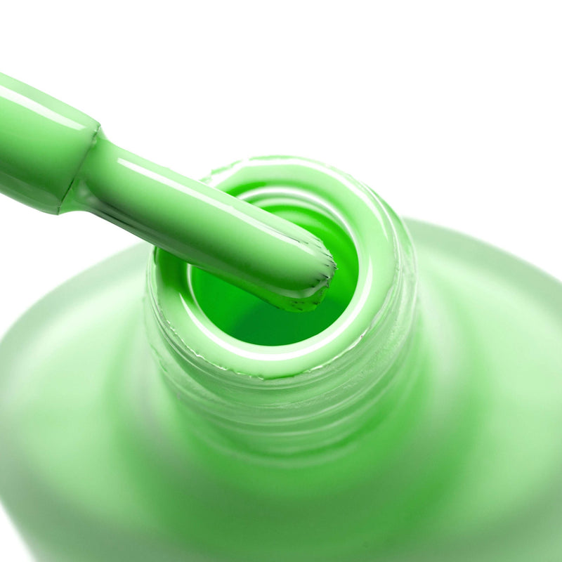 nbmsupply KOMILFO ARTILUX 033 NAIL REGULAR POLISH(NOT A GEL)(MINT, ENAMEL), 8 ML 222033