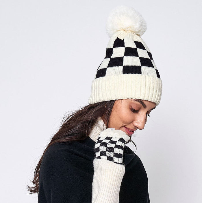 Checkered Cozy Gloves