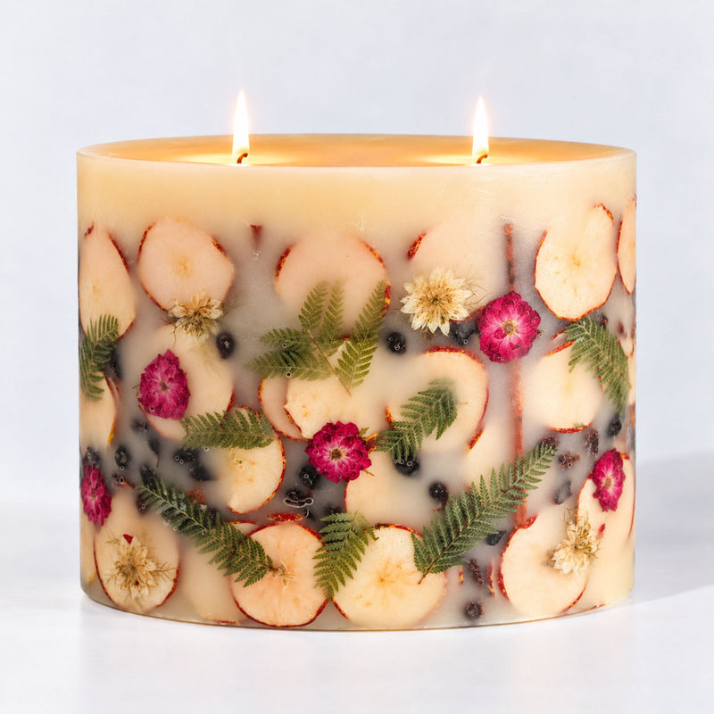 Rosy Rings Centerpiece Botanical Candle - Spicy Apple Oval Botanical Plate Lavender