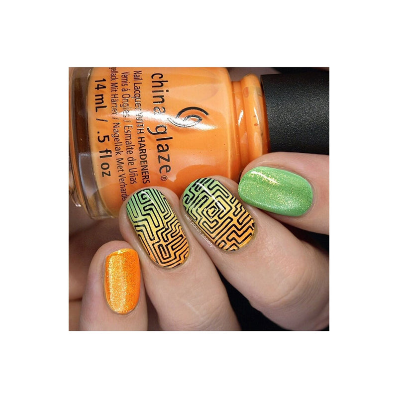 UberChic Beauty Collection 28 Stamping Plate