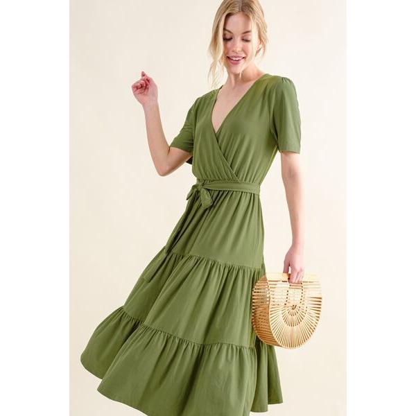 And The Why Soft Short Sleeve Tiered Midi Dress