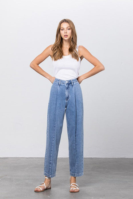 Hi-Waist Slouch Jeans