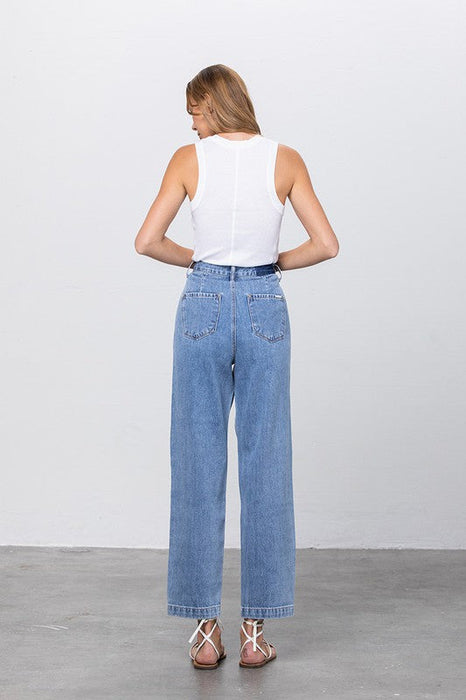 Hi-Waist Slouch Jeans