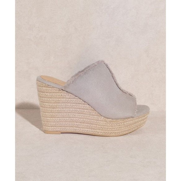 Oasis Society Bliss - Distressed Linen Wedge