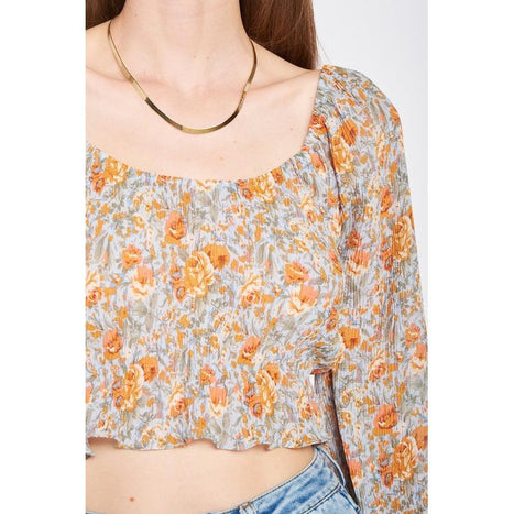 SCOOP NECK FLORAL TOP WITH RUFFLE DETAIL