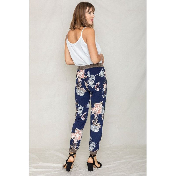 Rose Print Ruched Jogger