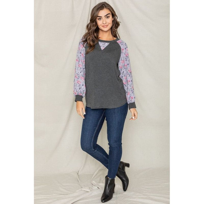 V-Stich Floral Raglan Sleeve