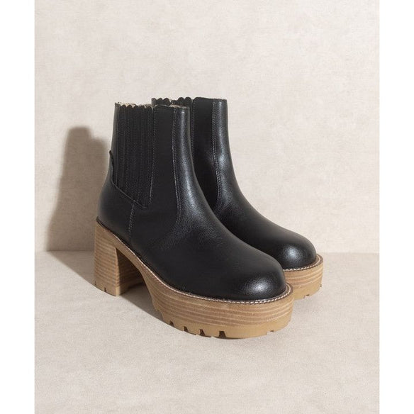 Oasis Society Aubrey - Platform Paneled Boots