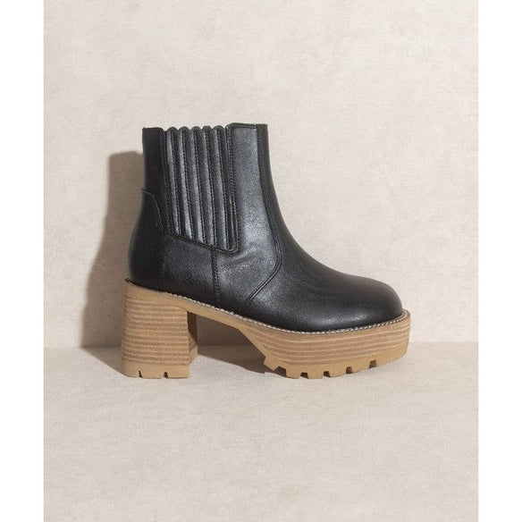 Oasis Society Aubrey - Platform Paneled Boots