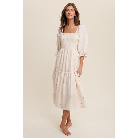 Ditzy Floral Embroidery Puff Sleeve Maxi Dress