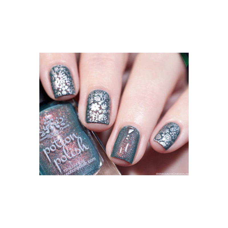 UberChic Beauty Collection 22 Stamping Plate