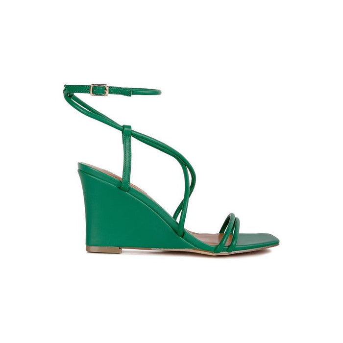 Gram Hunt Ankle Strap Wedge Sandals