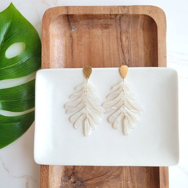 Palm Earrings - Seashell