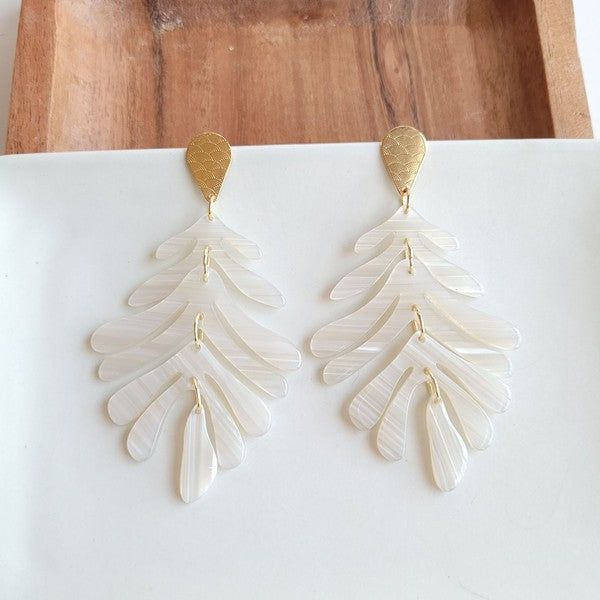 Palm Earrings - Seashell