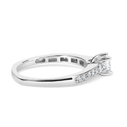 Bids.com 14K White Gold Diamond 1/2 Cttw Princess Cut Diamond Engagement Ring (G-H Color, VS2-SI1 Clarity) - Size 7 Rings