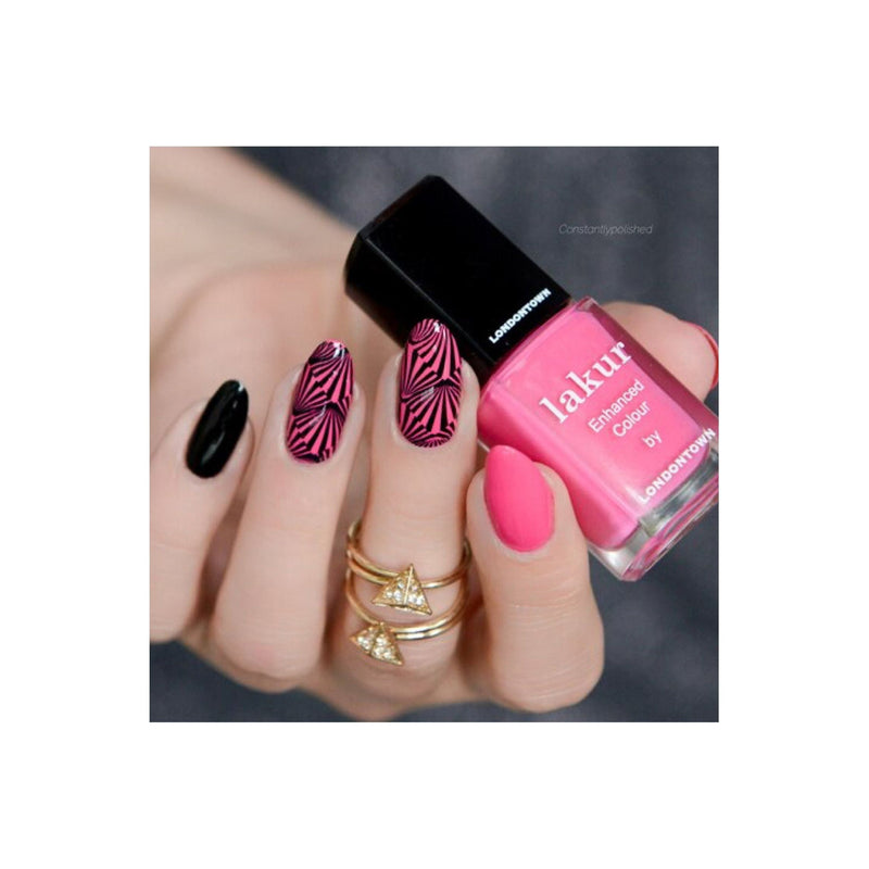 UberChic Beauty Collection 18 Stamping Plate