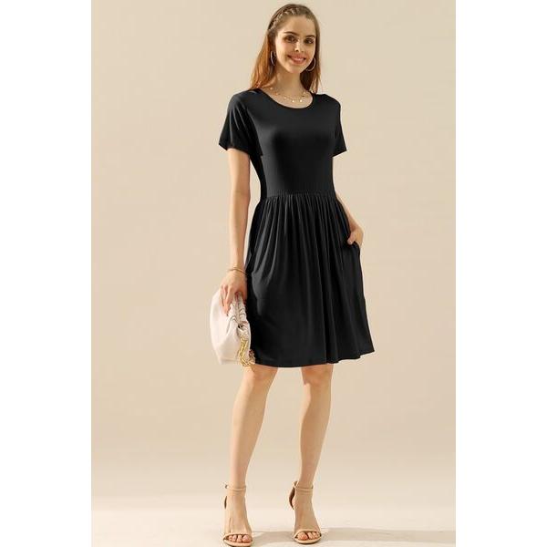 Ninexis Round Neck Ruched Dress with Pockets