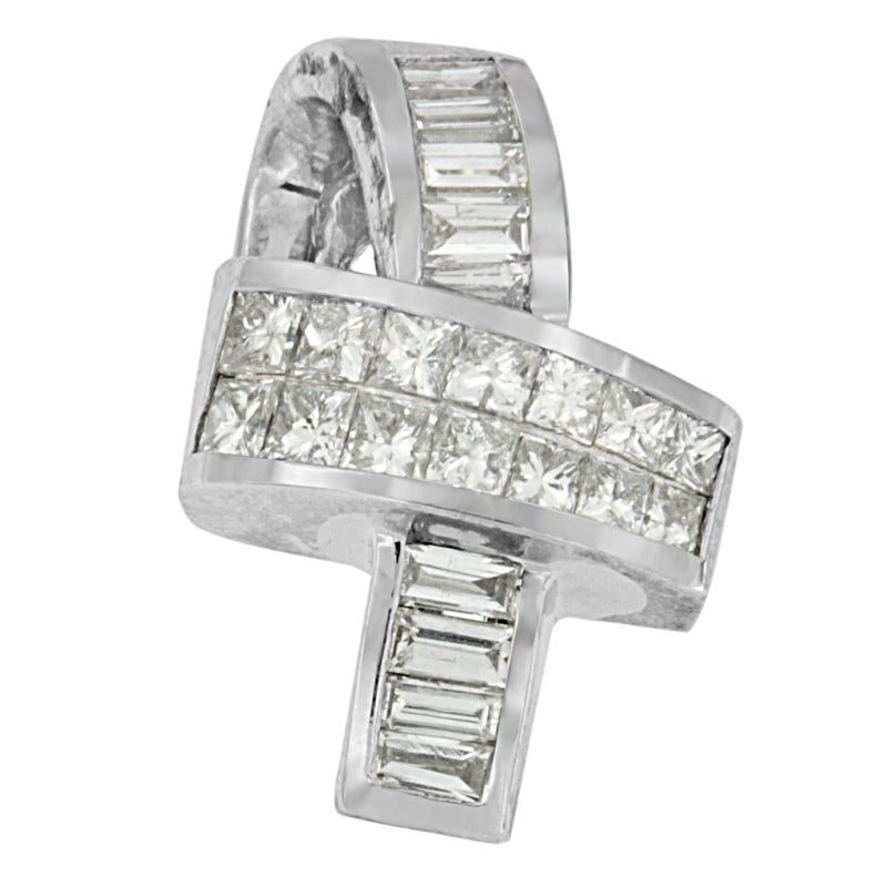 Bids.com 14K White Gold 2 cttw Princess and Baguette Cut Diamond Ribbon Pendant Necklace (H-I, SI-SI2) Necklaces