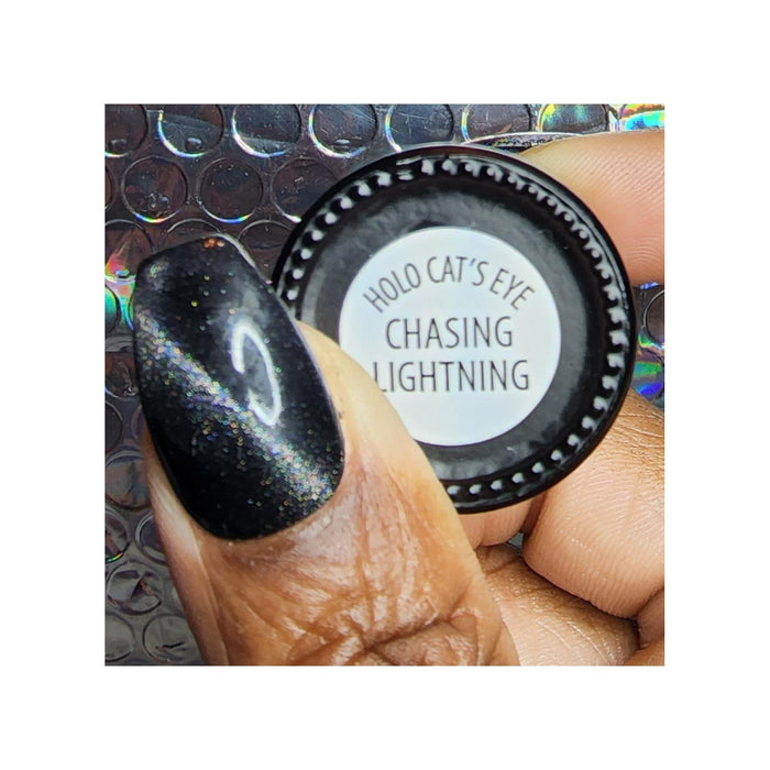 Uberchic Beauty Chasing Lightning   Holo Cats Eye Gel Polish