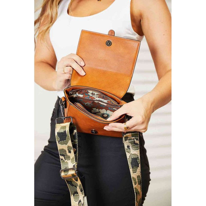 Sammy Wide Strap Crossbody