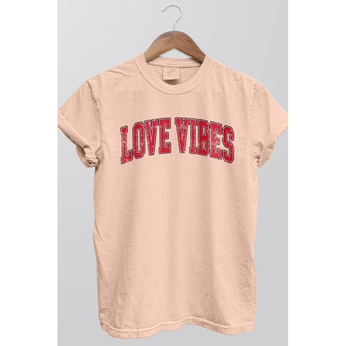 Retro Love Vibes Valentines Day, Garment Dye Tee