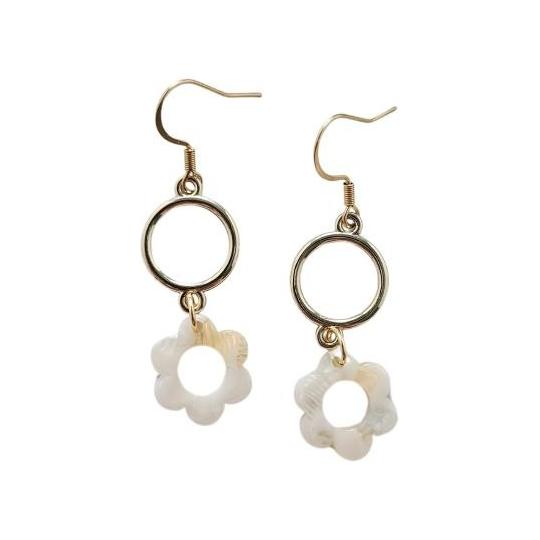 Spiffy & Splendid | Poppy Earrings in Cream