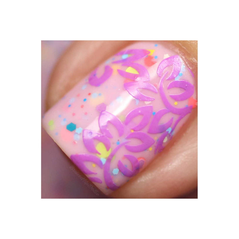 UberChic Beauty Collection 16 Stamping Plate