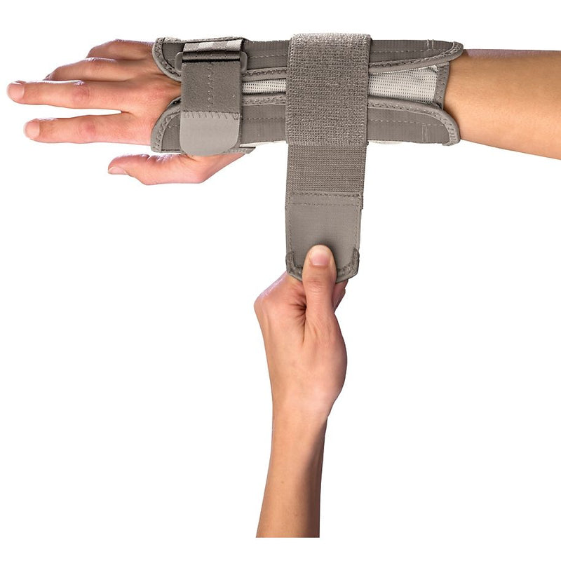 Mueller Mueller Wrist Stabilizer  Carpal Tunnel  Largex-large Camera Stabilizers & Supports