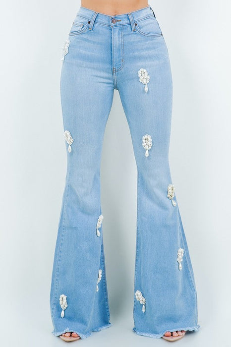 Perla Bell Bottom Jean in Light Wash