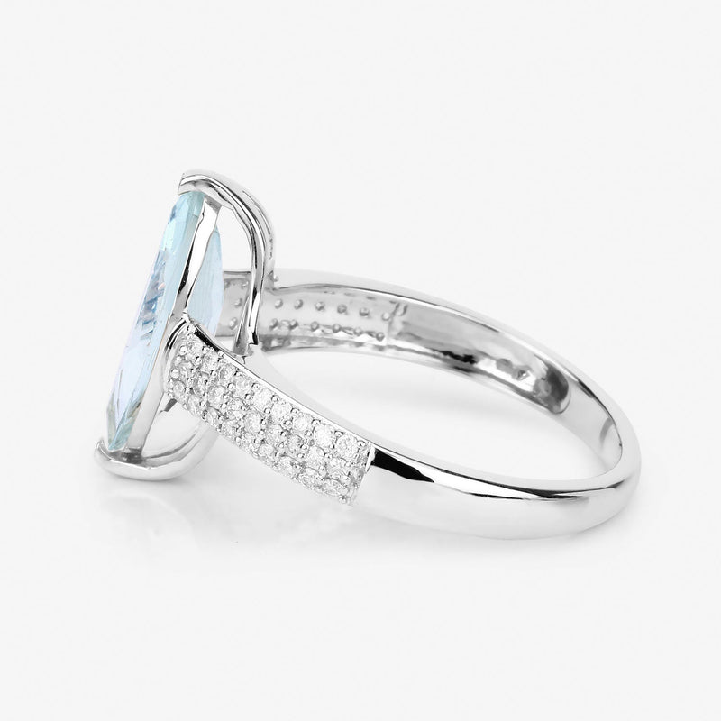 Bids.com 2.09 Carat Genuine Aquamarine and White Diamond 14K White Gold Ring Rings