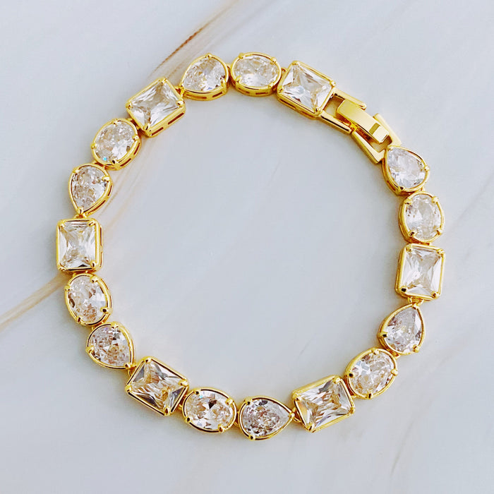 Sparkling In Shapes Bracelet