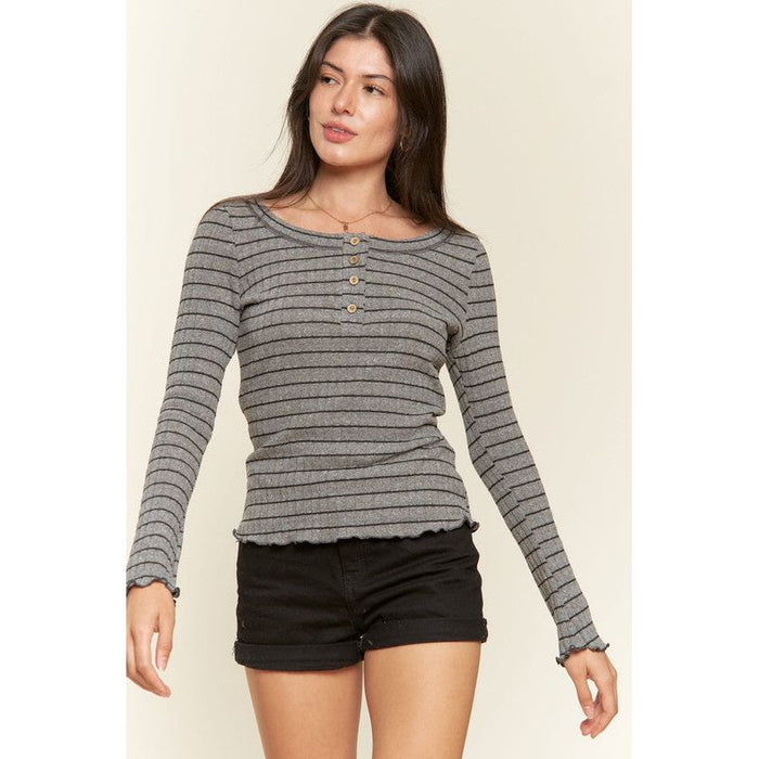 ROUND NECK STRIPE TOP