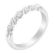 Bids.com 14K White Gold 1/2 cttw Diamond 5-Stone Band Ring (H-I Clarity, SI2-I1 Color) - Size 7 Rings