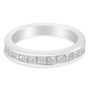 Bids.com Women's 18K White Gold Princess Cut Diamond Band Ring (1 Cttw, G-H Color, SI1-SI2 Clarity) - Size 6 Rings