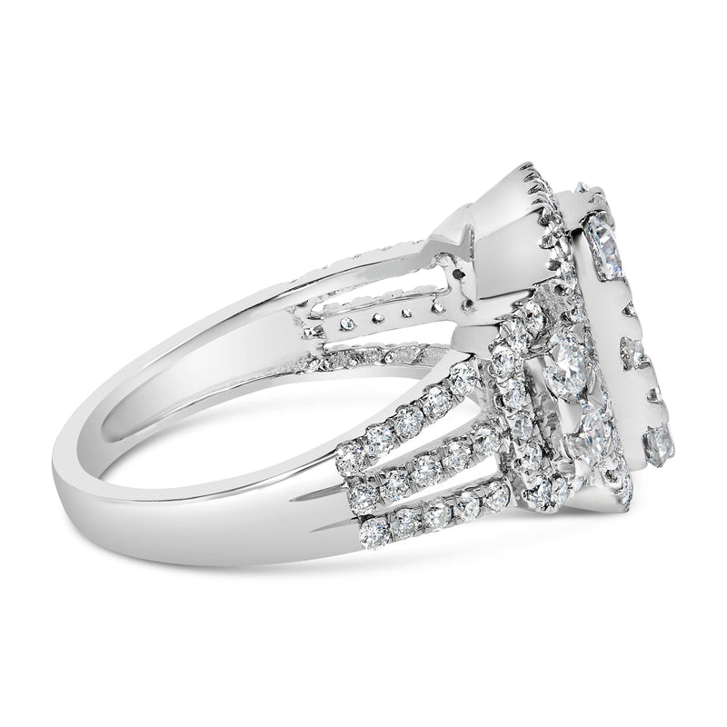 Bids.com 14K White Gold 2 1/4 Cttw Diamond Cocktail Cluster Ring (G-H Color, SI2-I1 Clarity) - Size 7 Rings