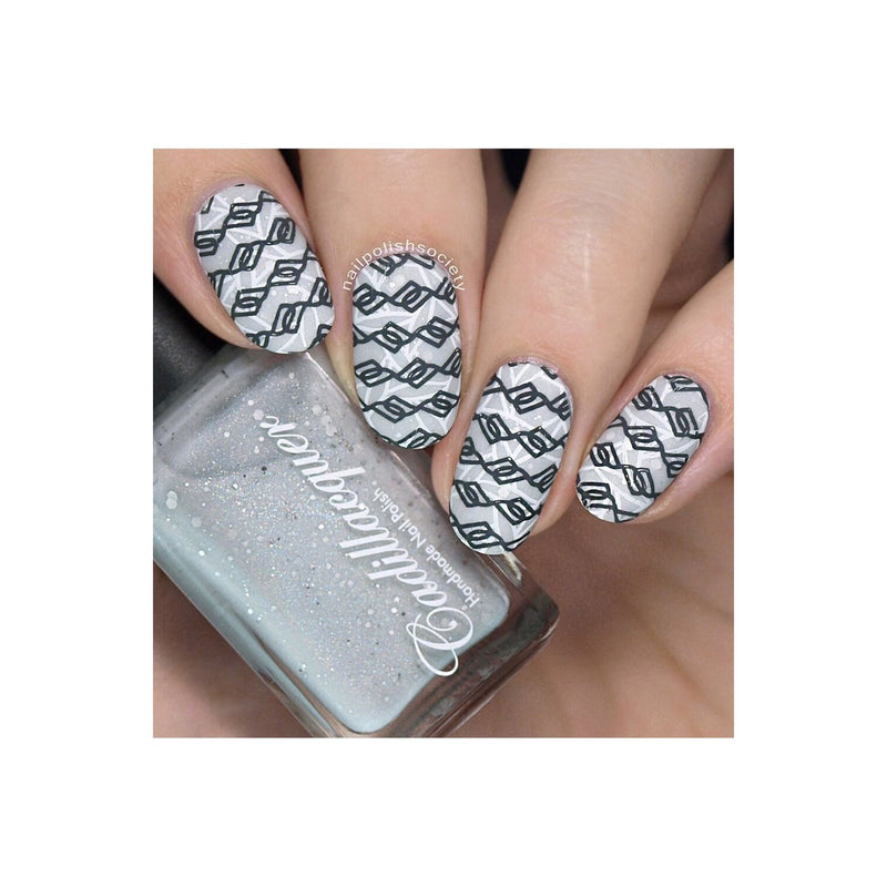 UberChic Beauty Collection 27 Stamping Plate