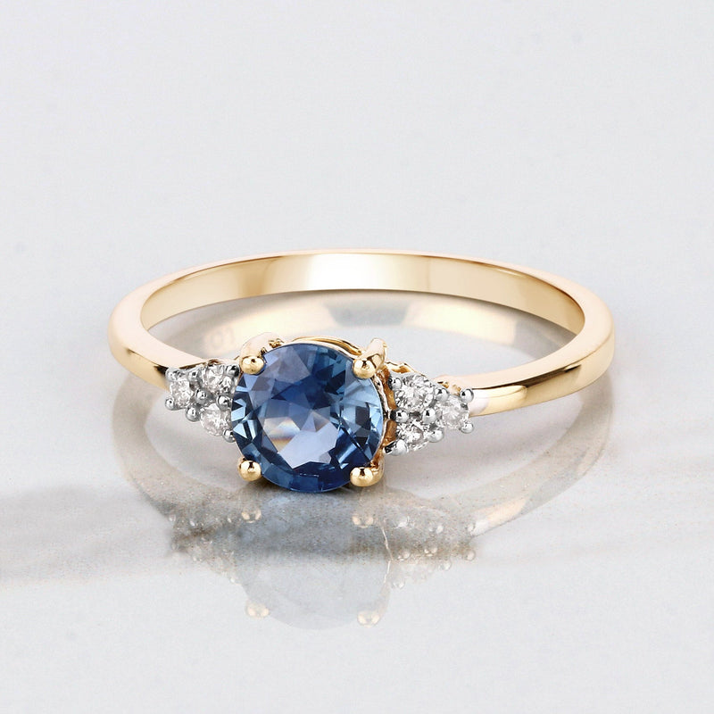 Bids.com 1.08 Carat Genuine Blue Sapphire and White Diamond 14K Yellow Gold Ring Rings