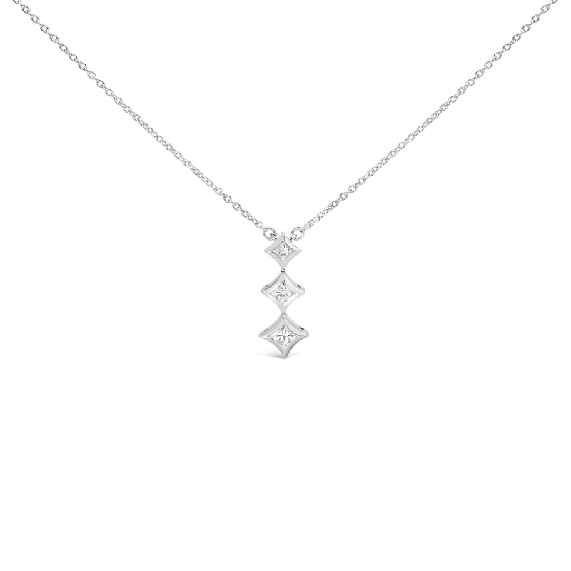 Bids.com 10K White Gold 1/5 Cttw Princess Cut Diamond 3 Stone Drop 18" Pendant Necklace (H-I Color, SI2-I1 Clarity) Necklaces