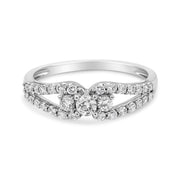 Bids.com 10K White Gold 1/2 Cttw Round Cut Diamond Three Stone Split Shank Band Ring (H-I Color, SI1-SI2 Clarity) - Size 6 Rings
