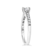 Bids.com 14K White Gold Diamond 1/2 Cttw Princess Cut Diamond Engagement Ring (G-H Color, VS2-SI1 Clarity) - Size 7 Rings