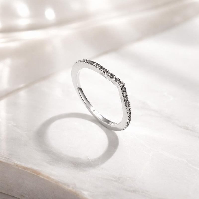 Bids.com 925 Sterling Silver Ring Size 6.0 for Women Rings