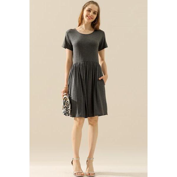 Ninexis Round Neck Ruched Dress with Pockets