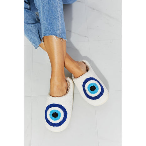 MMShoes Eye Plush Slipper