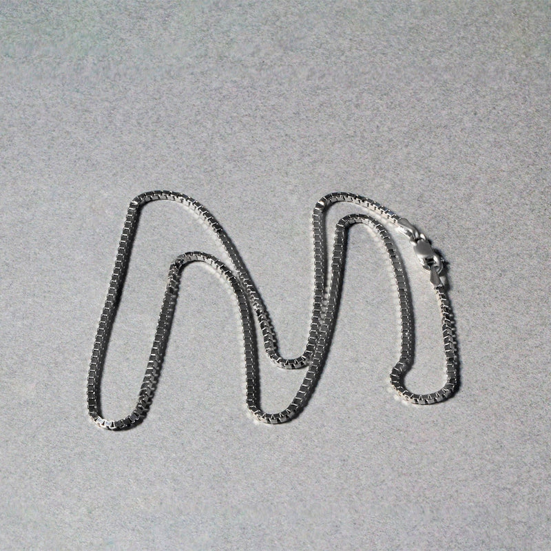 Bids.com 14k White Gold Classic Box Chain 1.4mm Necklaces
