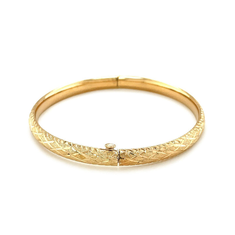 Bids.com 14k Yellow Gold Diamond Cut Design Dome Motif Children's Bangle Bracelets