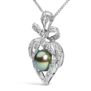 Bids.com 18K 3/4 Cttw Diamond and 12.5 MM Cultured Black Tahitian Pearl Heart Pendant Necklace (G-H Color, SI1-SI2 Clarity) - 18" Inches Necklaces