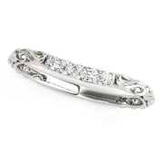 Bids.com 14k White Gold Antique Style Curved Diamond Wedding Band (1/10 cttw) Rings