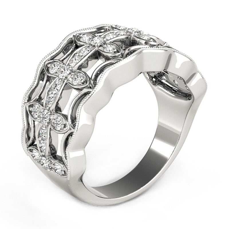 Bids.com Diamond Studded Four Leaf Clover Motif Ring in 14k White Gold (1/4 cttw) Rings