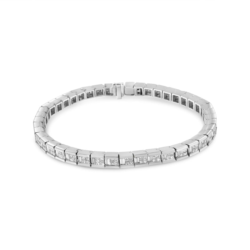Bids.com 14K White Gold 4 3/8 Cttw Alternating Invisible Set Princess and Baguette Diamond Tennis Bracelet (G-H Color, VS1-VS2 Clarity) - Size 7" Bracelets